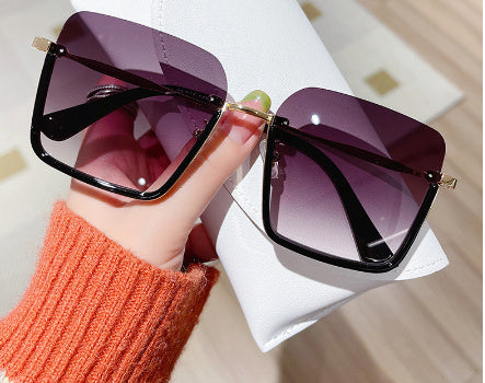 Sunglasses With UV Protection