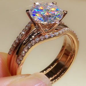 Classic: Six-claw Cubic Zirconia Ring