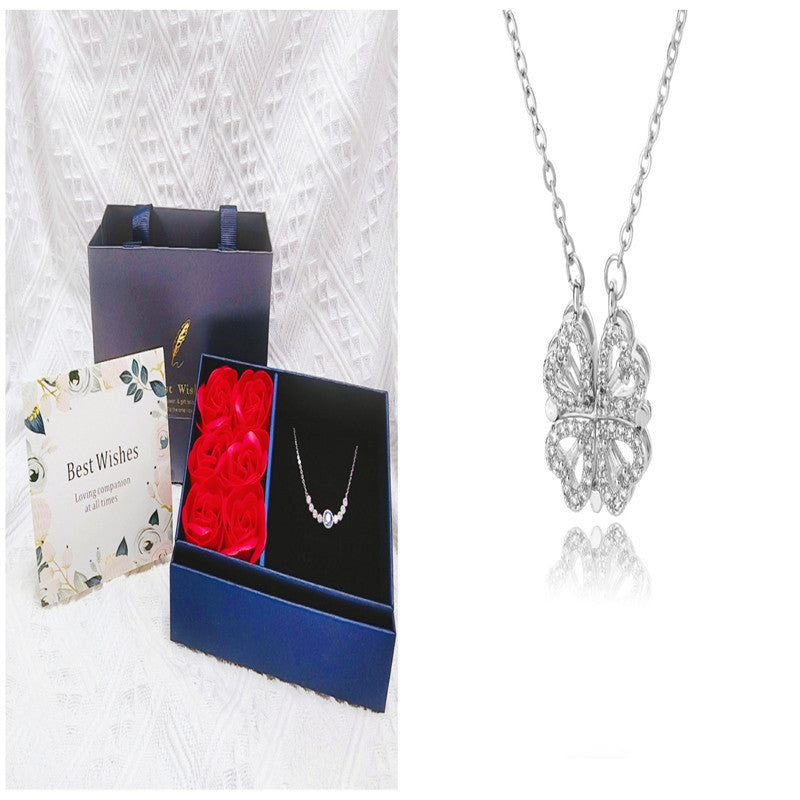 Flovy: Love Folding Necklace